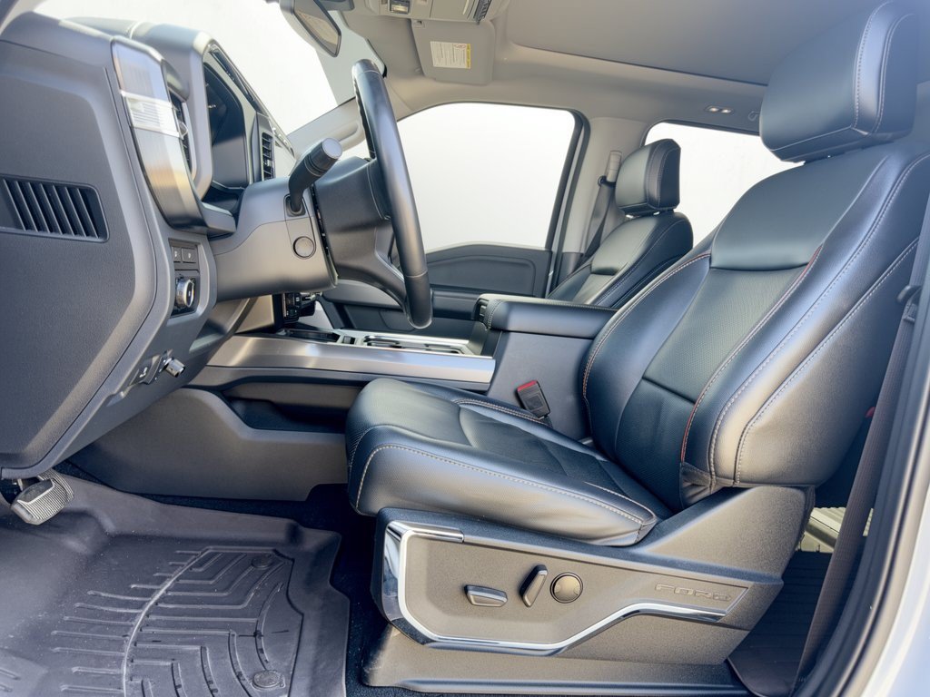 Used 2024 Ford F250 Lariat w/ Sport Appearance Package AWD/4WD image 5