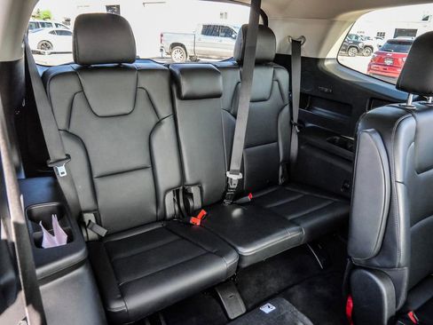 Used 2025 Kia Telluride S FWD image 23