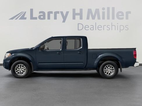 Used 2017 Nissan Frontier SV w/ SV Value Truck Package image 3