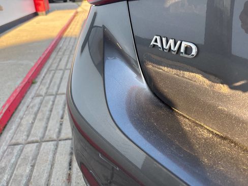 Used 2019 INFINITI Q50 Luxe w/ Essential Package (3.0T Luxe) AWD/4WD image 15