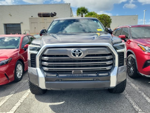 Used 2023 Toyota Tundra Limited w/ Power Package RWD image 2