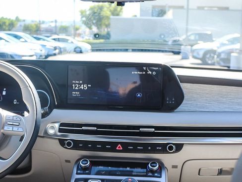 Used 2024 Hyundai Palisade Calligraphy image 18