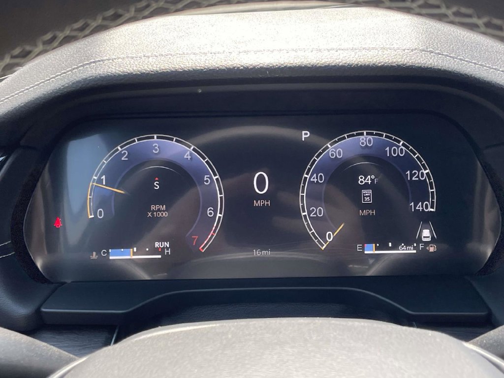 New 2027 Jeep Grand Cherokee Altitude RWD image 29
