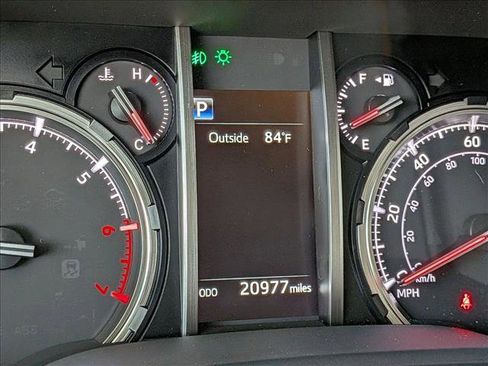 Used 2024 Toyota 4Runner TRD Off-Road Premium w/ Moonroof Package AWD/4WD image 5