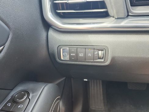 New 2026 GMC Terrain Elevation w/ Elevation Premium Package FWD image 19