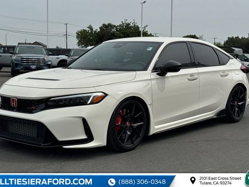 Used 2023 Honda Civic Type R image 6