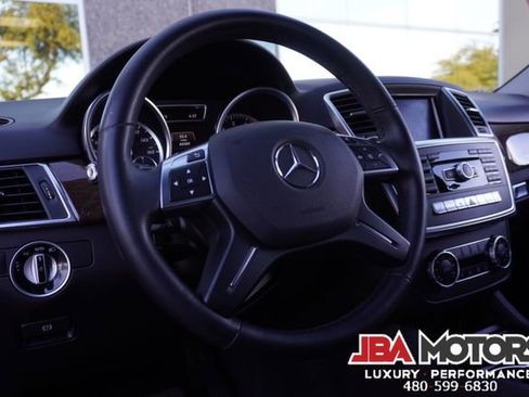 Used 2014 Mercedes-Benz ML 350 ML Class 350 SUV Rear DVD image 58
