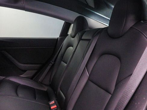 Used 2022 Tesla Model 3 RWD image 18