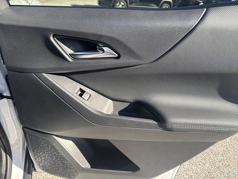 New 2026 Chevrolet Equinox LT w/ LPO, Floor Liner Package image 24