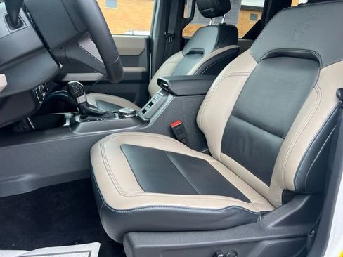 Certified 2023 Ford Bronco Wildtrak AWD/4WD image 19