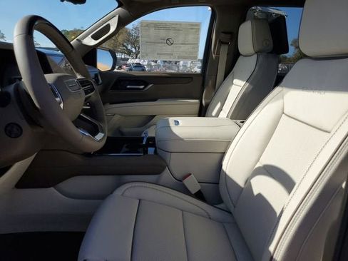 New 2026 GMC Yukon XL Denali image 19