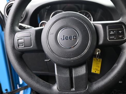 Used 2017 Jeep Wrangler Sport AWD/4WD image 19
