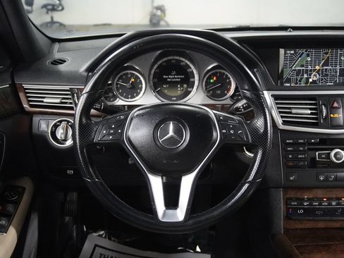 Used 2012 Mercedes-Benz E 350 4MATIC Sedan image 13