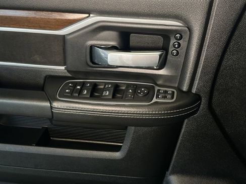 Used 2024 RAM 2500 Laramie image 15