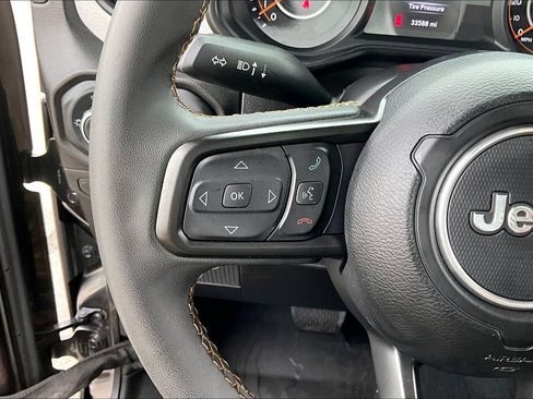 Used 2024 Jeep Wrangler Unlimited Sport AWD/4WD image 11