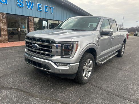 Used 2022 Ford F150 Lariat w/ Equipment Group 502A High AWD/4WD image 2