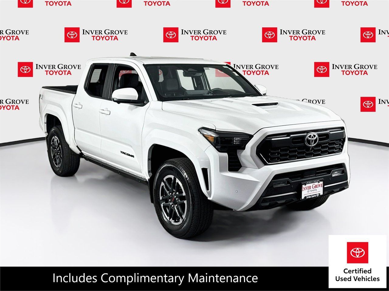 Certified 2024 Toyota Tacoma TRD Sport w/ TRD Sport Premium Package AWD/4WD image 3