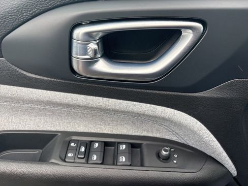 Used 2022 Jeep Compass Latitude w/ Convenience Group image 12