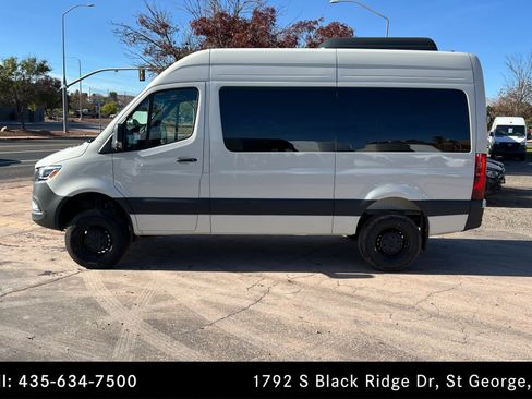 Used 2026 Mercedes-Benz Sprinter 2500 image 2