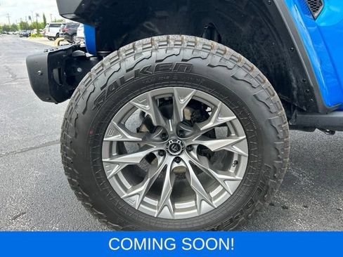 Used 2022 Jeep Wrangler Unlimited Rubicon w/ Xtreme Recon 35" Tire Package AWD/4WD image 18