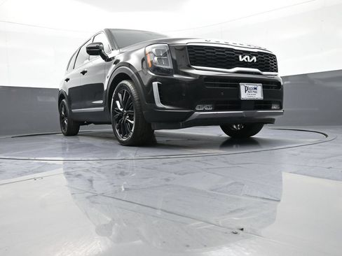 Certified 2022 Kia Telluride SX w/ SX Prestige Package AWD/4WD image 30