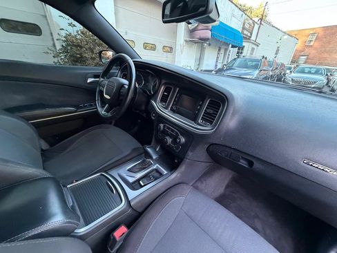 Used 2015 Dodge Charger SE w/ Sport Appearance Group RWD image 48