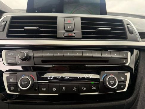 Used 2018 BMW 340i xDrive Sedan image 12