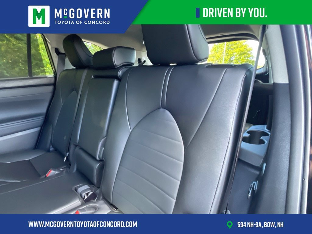 Used 2026 Toyota Highlander XLE AWD/4WD image 31
