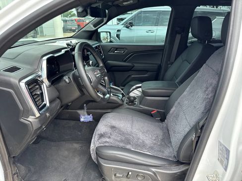 Used 2025 GMC Canyon Elevation w/ Convenience Package AWD/4WD image 18