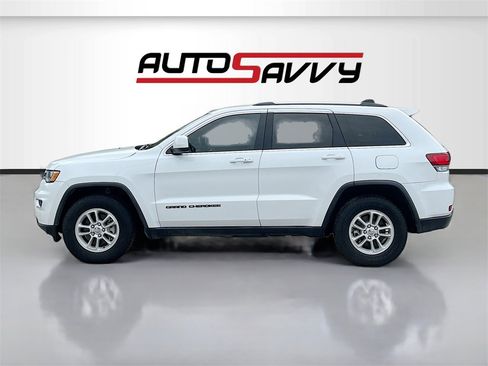 Used 2020 Jeep Grand Cherokee Laredo image 4