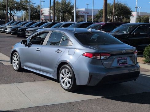 Used 2025 Toyota Corolla LE image 8