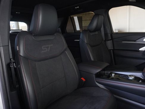 New 2025 Ford Explorer ST w/ Sun And Sound Package image 43