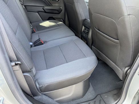Used 2024 Chevrolet Colorado LT w/ LT Convenience Package II RWD image 26