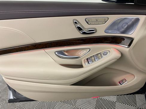 Used 2015 Mercedes-Benz S 550 4MATIC Sedan image 11