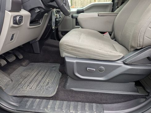 Used 2015 Ford F150 XLT w/ Equipment Group 301A Mid image 12