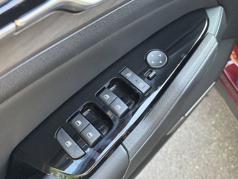 Used 2025 Kia Sportage X-Line AWD/4WD image 15