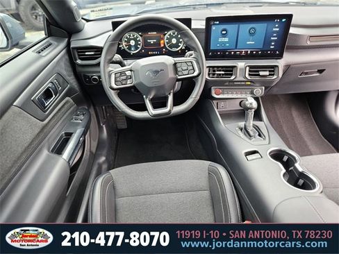 Used 2024 Ford Mustang Coupe image 12