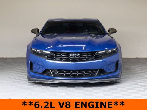Used 2021 Chevrolet Camaro LT RWD image 4