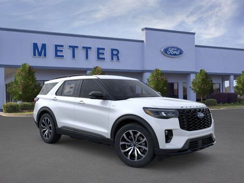 New 2026 Ford Explorer ST-Line image 1