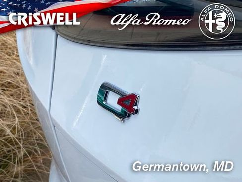 New 2025 Alfa Romeo Stelvio Sprint AWD/4WD image 15