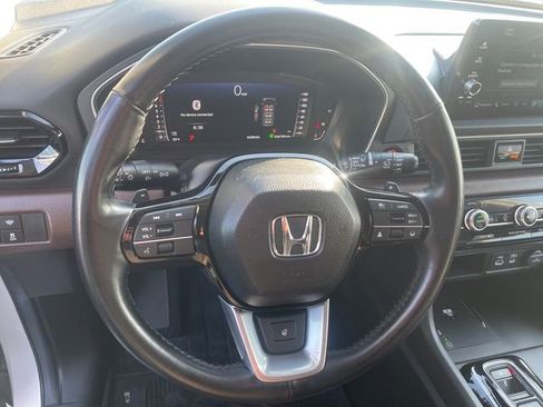 Certified 2024 Honda Pilot Elite image 9