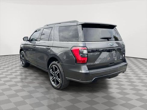 Used 2021 Ford Expedition Limited image 5