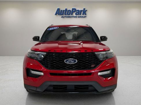 Used 2020 Ford Explorer ST w/ ST Street Pack image 2