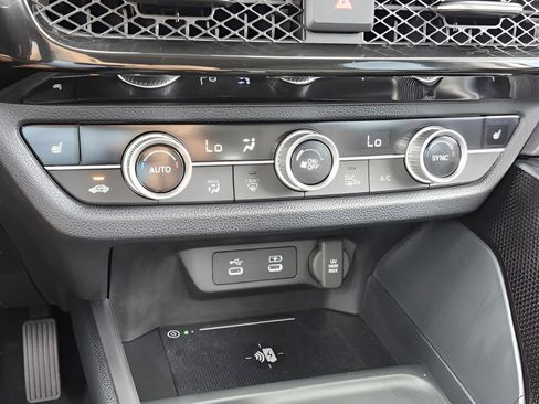 Used 2025 Acura ADX FWD image 38