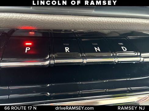 Used 2023 Lincoln Corsair AWD image 21