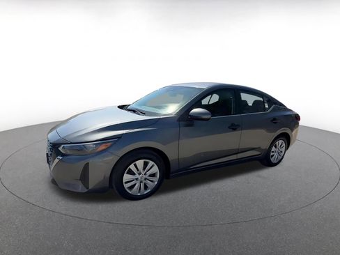 Used 2025 Nissan Sentra S image 8