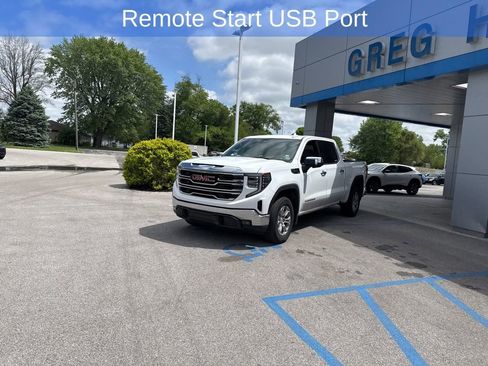 Used 2025 GMC Sierra 1500 SLT AWD/4WD image 4