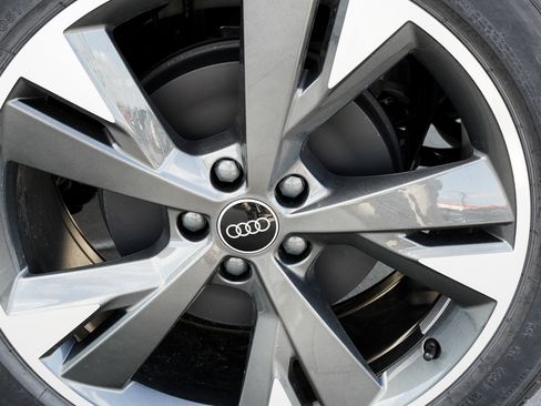 Certified 2024 Audi Q4 e-tron Premium Plus image 26