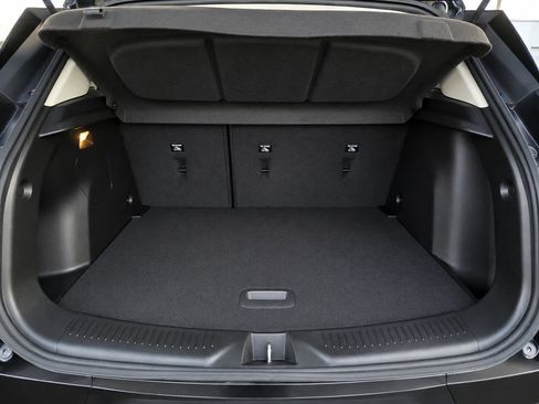 Certified 2020 Buick Encore GX Preferred w/ Sport Touring Package FWD image 36