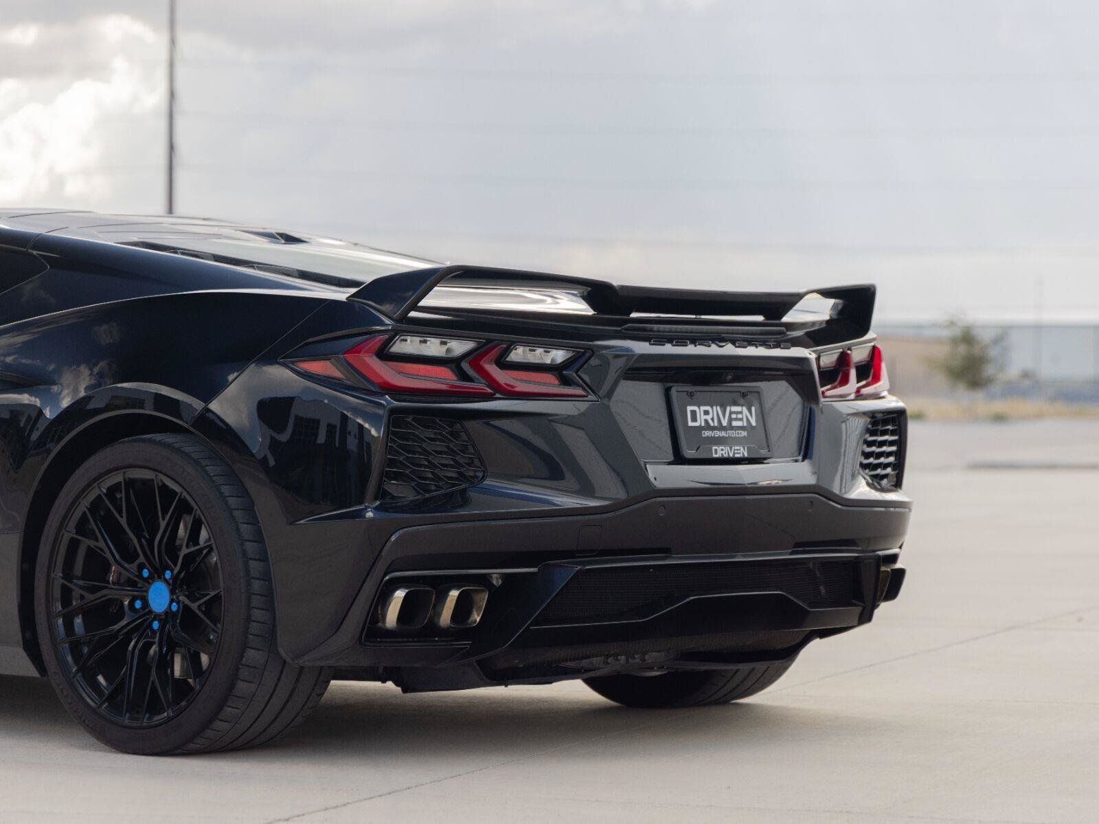 Used 2020 Chevrolet Corvette Stingray Premium Cpe w/ 3LT Preferred Equipment Group RWD image 16